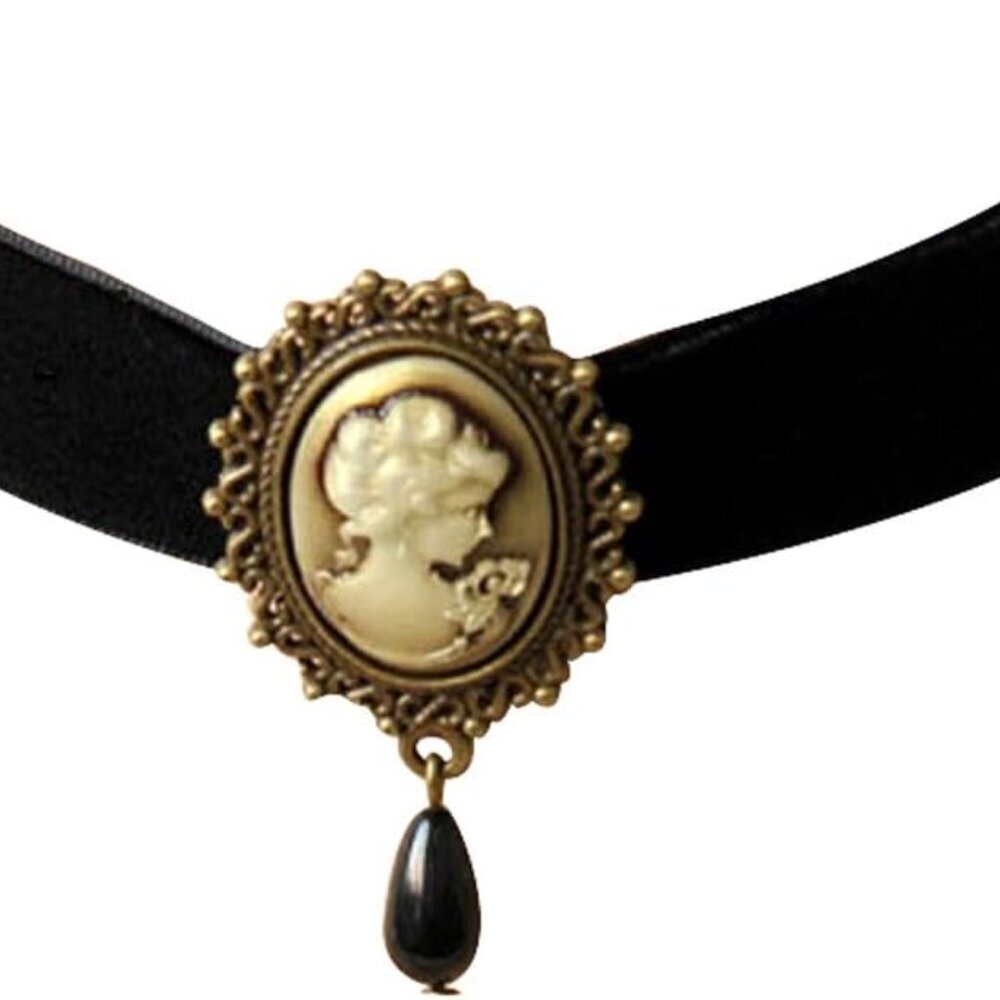 Victorian Black Velvet Lace Choker Gothic Lady Cameo Necklace Gift for Her